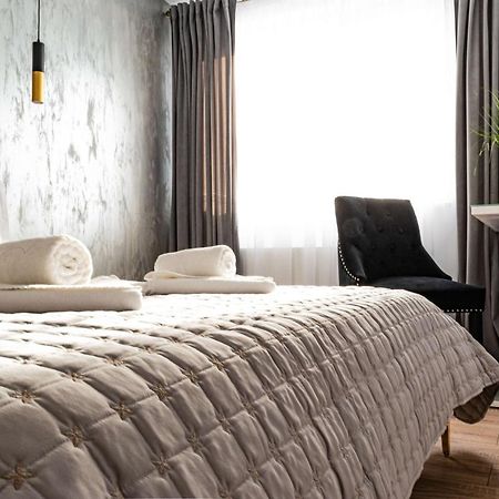 בראשוב Apartment Alios Lux מראה חיצוני תמונה